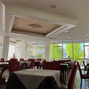 3* Отель Fellini