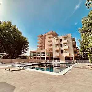 4* Отель St Gregory Park